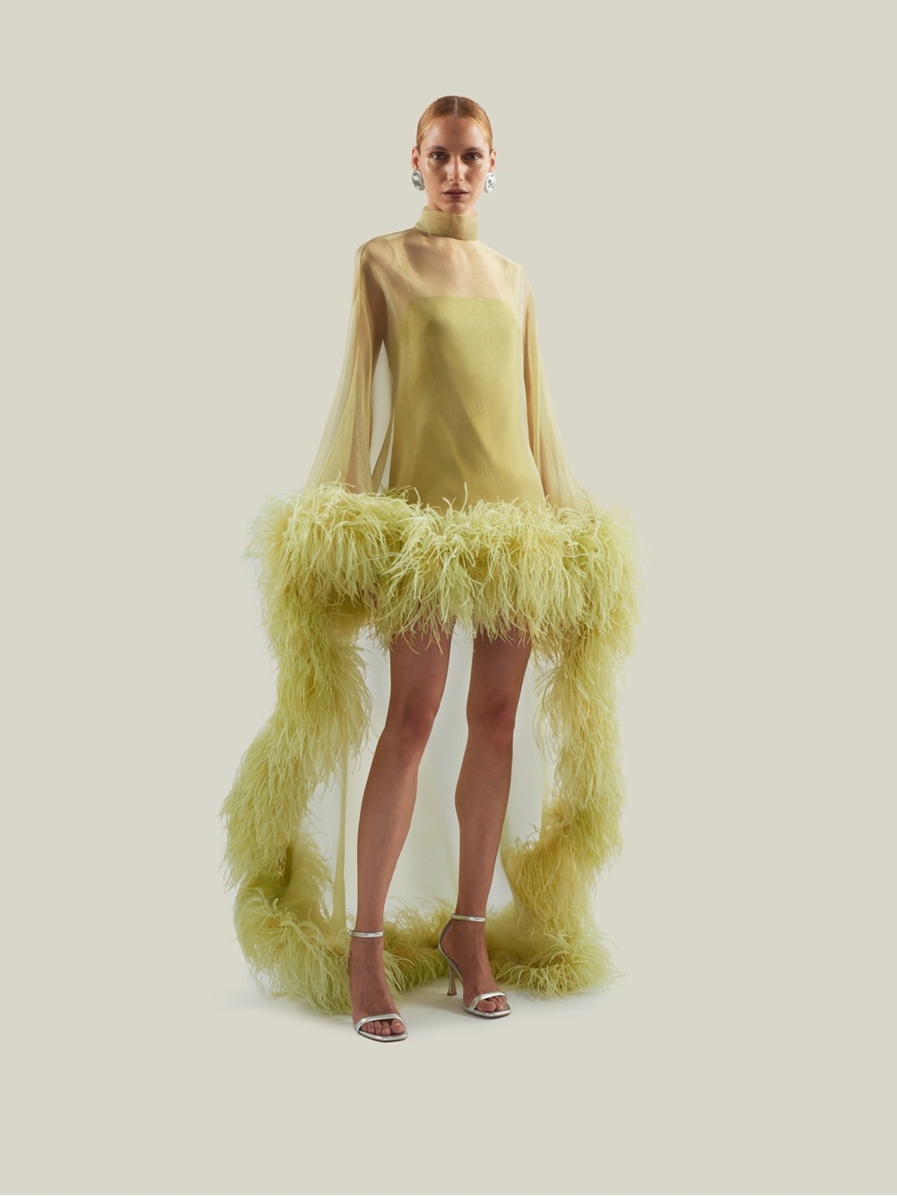 Viral Taller Marmo Green Daisy Feather Gown